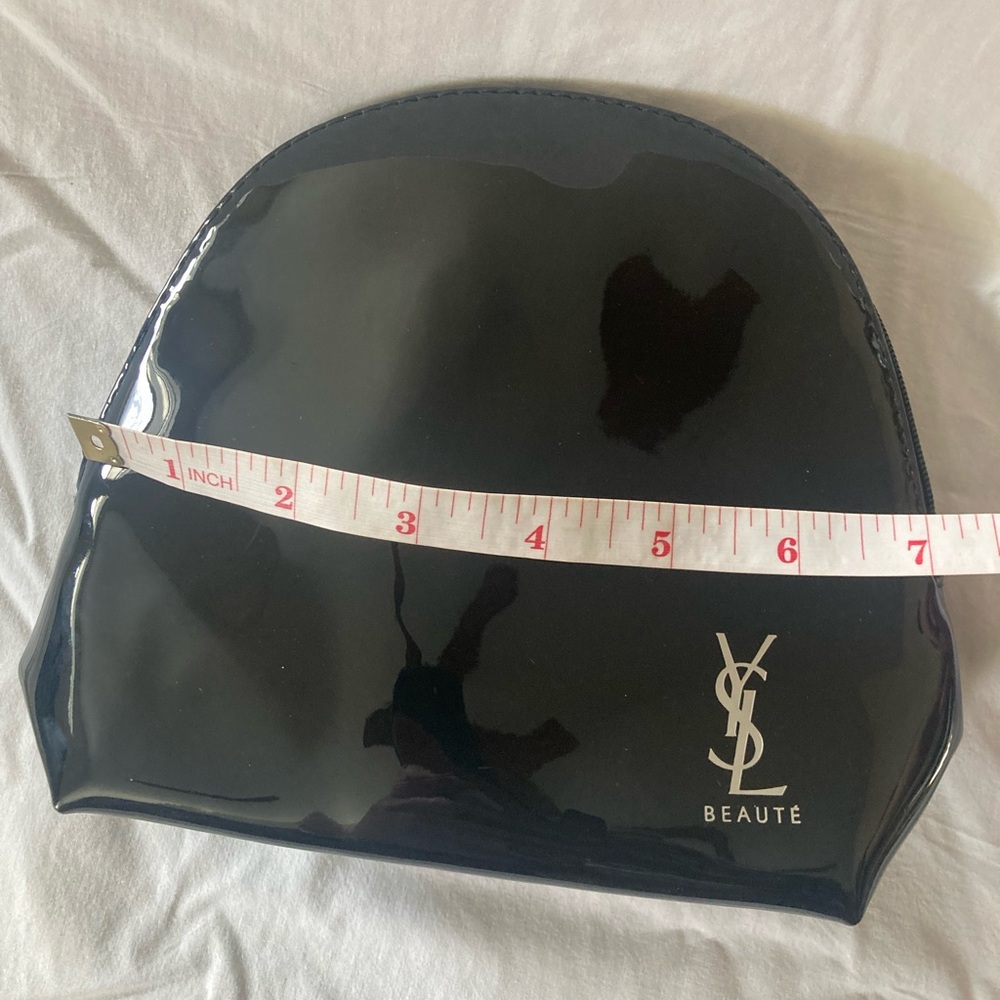 YSL Beauté Black Patent Cosmetic Pouch - Picture 2 of 10
